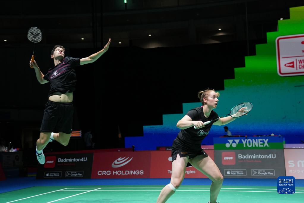 求卓越的坚 求卓越的坚